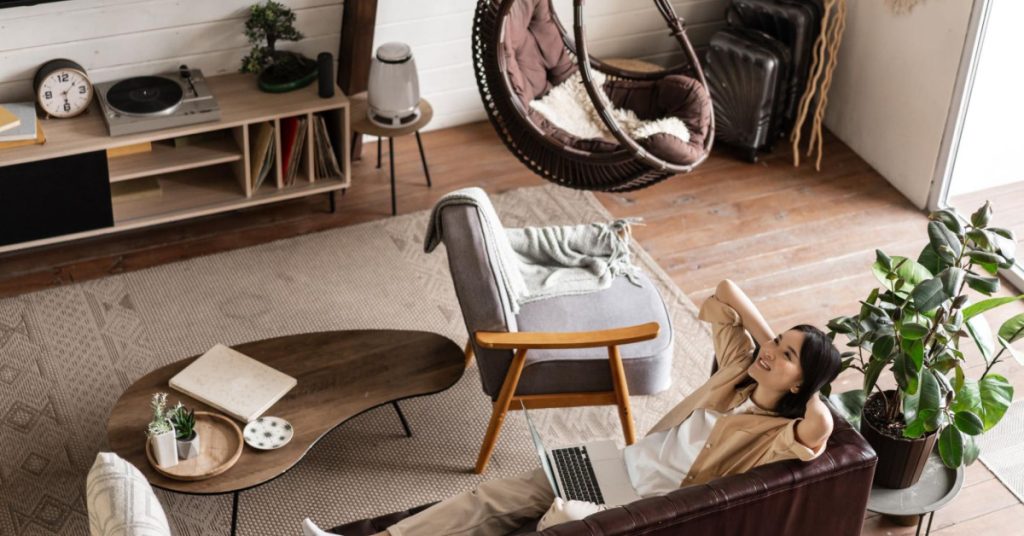 Furniture Ideas for Small Living Rooms That Use Space Well